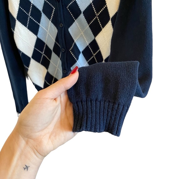 Brandy Melville Elizabeth Argyle Cardigan In Navy Blue & White - Picture 9 of 14
